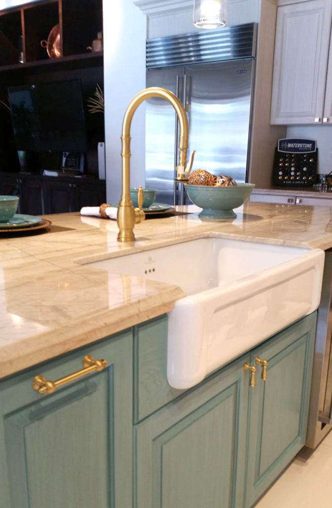 Waterston PLP Pulldown Faucet Satin Gold