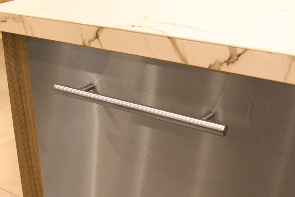 Waterstone contemporary appliance pull