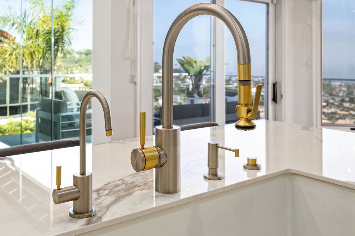 Waterstone Luxury Kitchen Faucets High End Kitchen Faucets Made In   Waterstone Split Finish 5400 Suite 